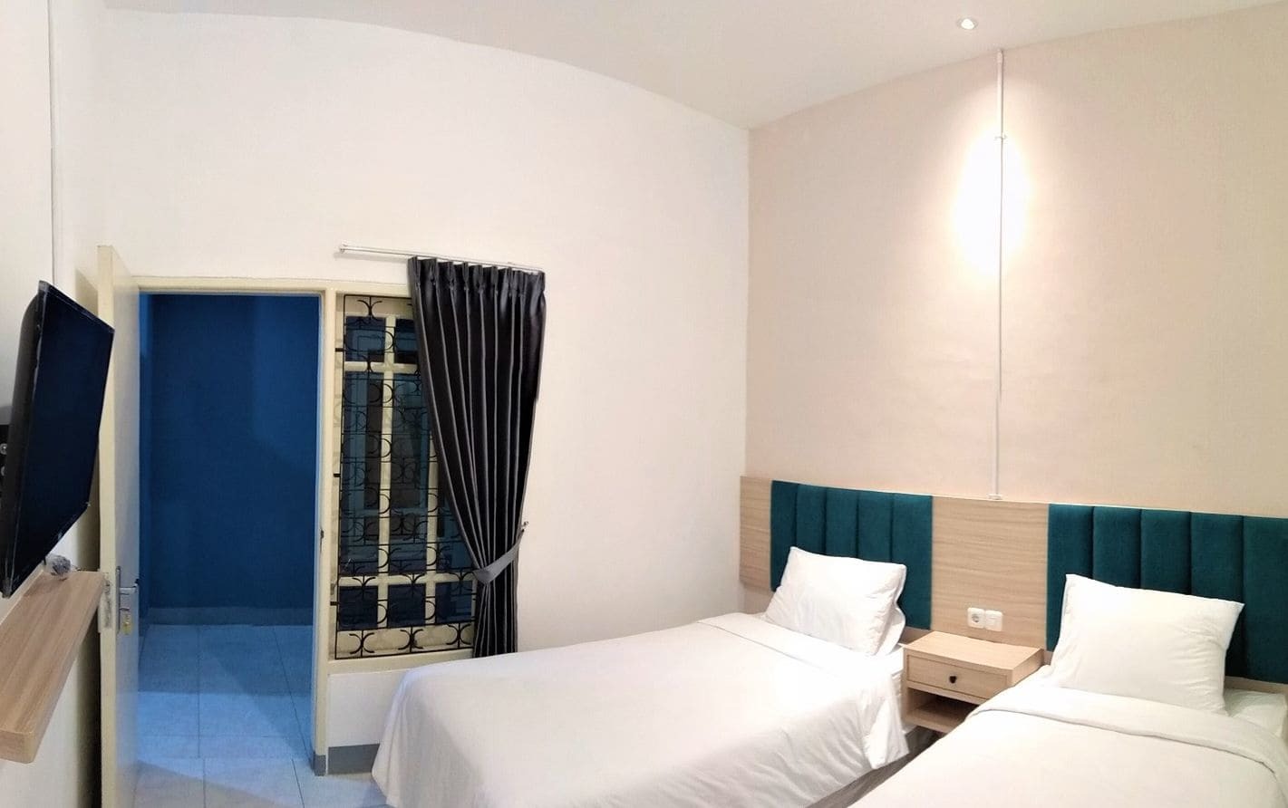 Kokonut Guesthouse Surabaya Dış mekan fotoğraf
